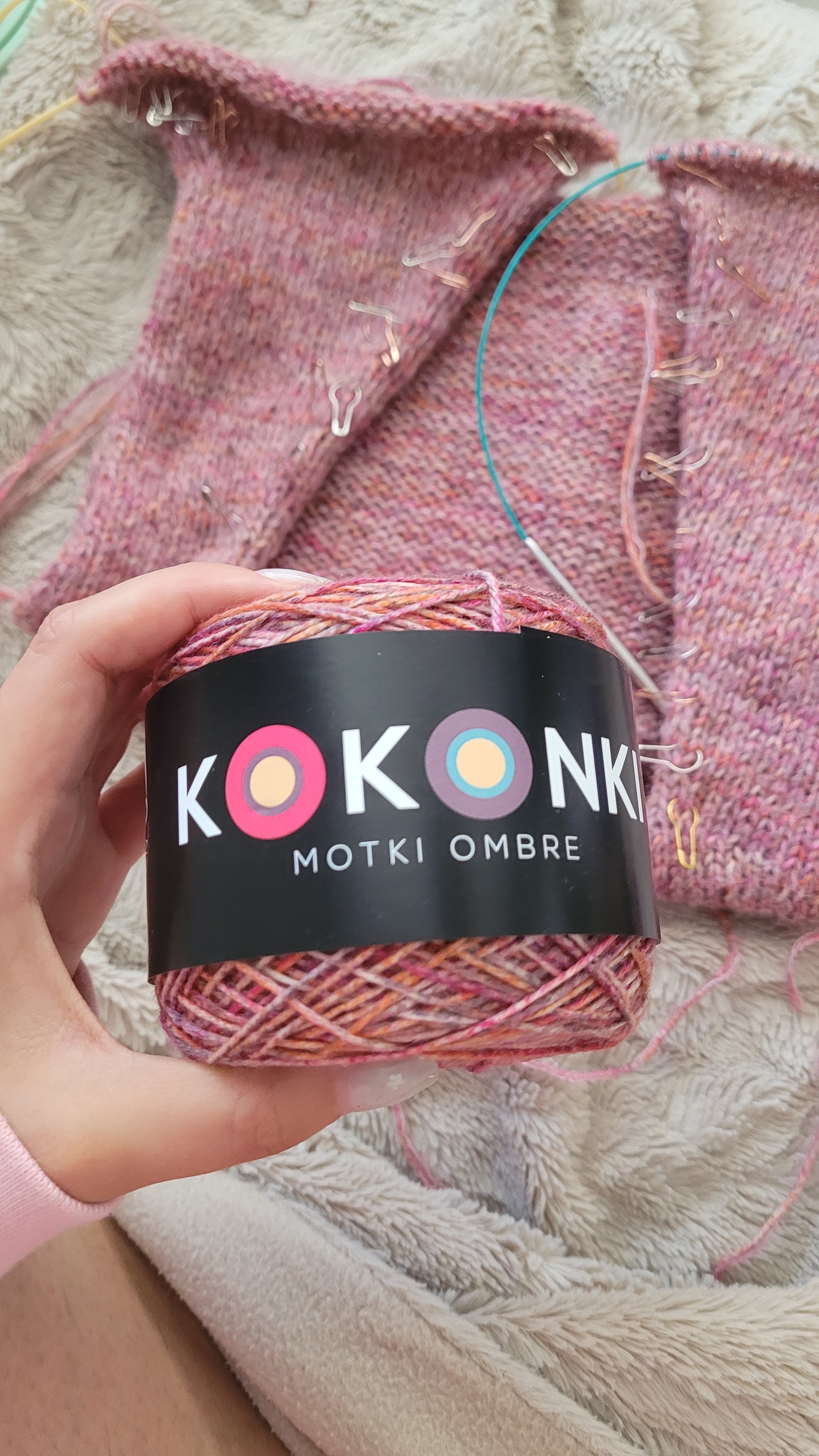 Love Story Vest | Wzór w języku polskim