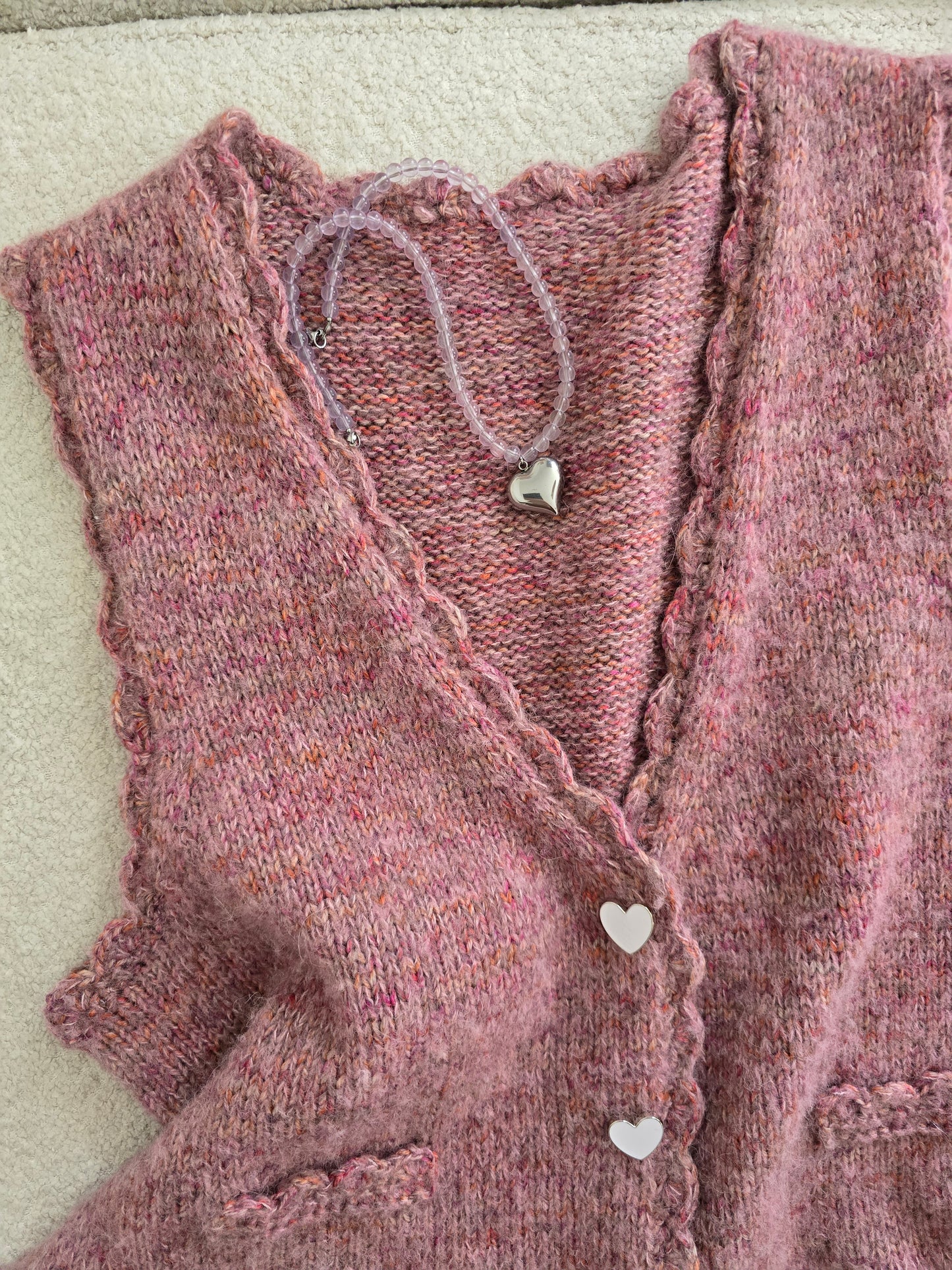 Love Story Vest | Wzór w języku polskim