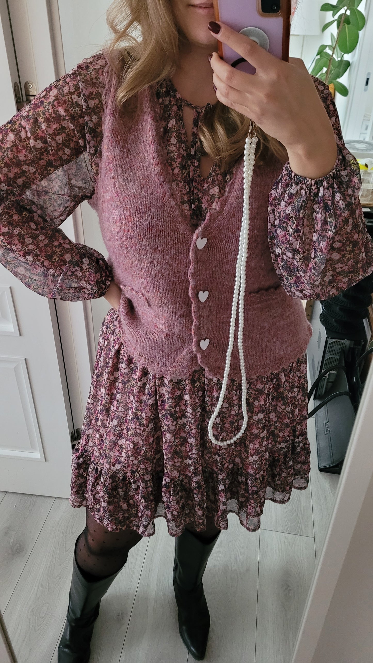 Love Story Vest | Wzór w języku polskim