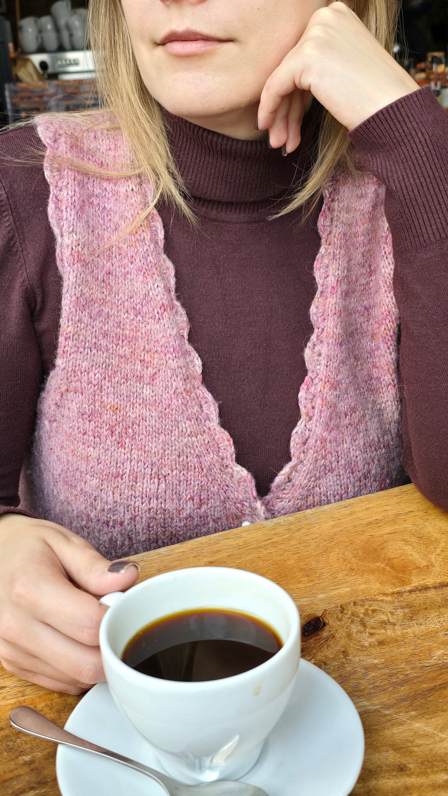 Love Story Vest | Wzór w języku polskim